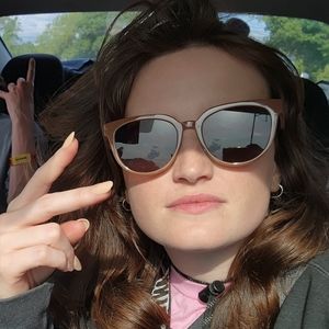 Meet your Posher, Haley